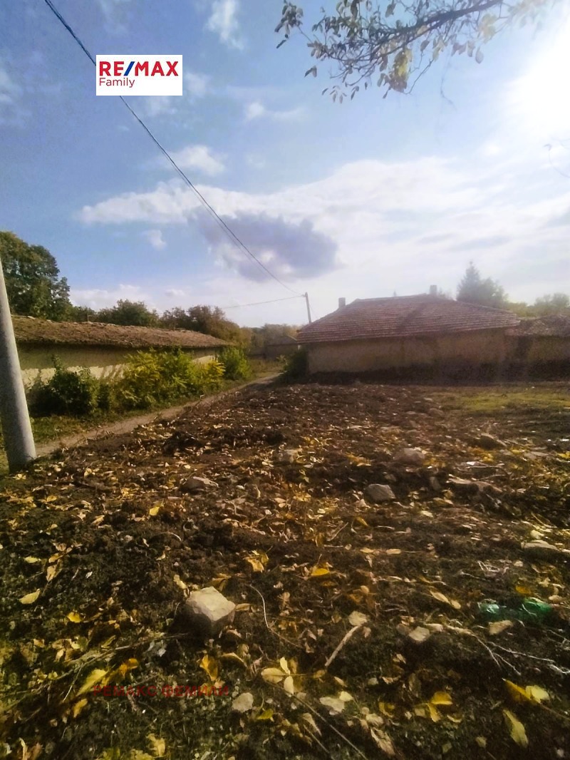 Продава ПАРЦЕЛ, област Търговище, гр. Попово • 19000 € • 34649740 1 — Holmes.bg Продава ПАРЦЕЛ, област Търговище, гр. Попово • 19000 € • 34649740 1