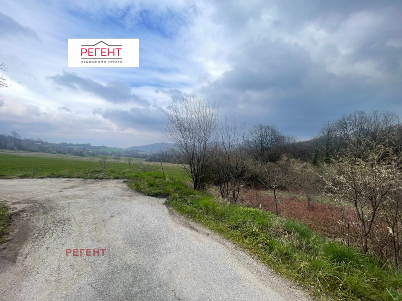 Продава ПАРЦЕЛ, област Габрово, с. Донино • 27000 лв. / 13804.88 € • 86182626 1 — Holmes.bg Продава ПАРЦЕЛ, област Габрово, с. Донино • 27000 лв. / 13804.88 € • 86182626 1