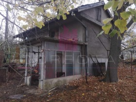 Продажба на имоти в с. Червена вода, област Русе - изображение 3 