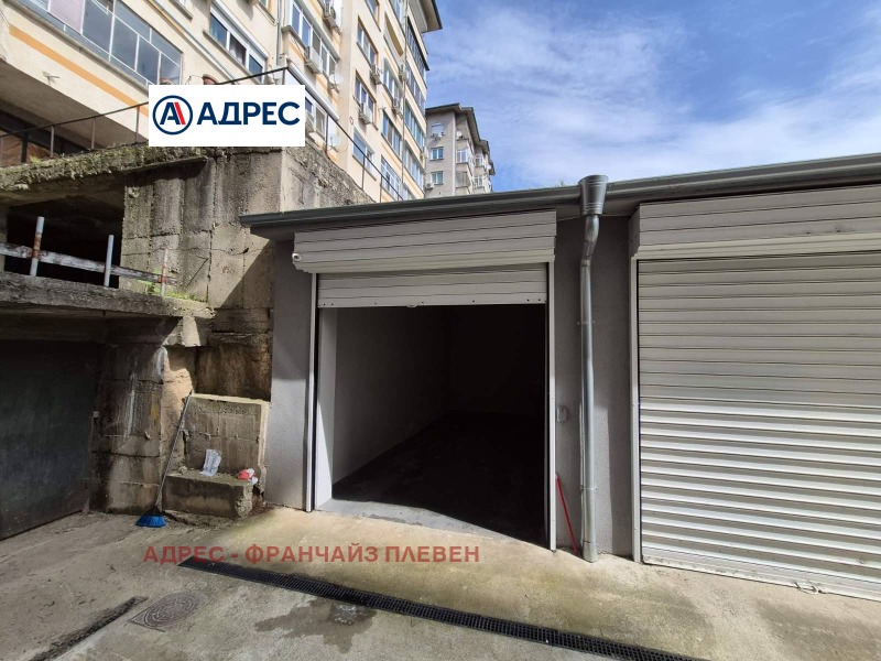 Продава ГАРАЖ, ПАРКОМЯСТО, град Плевен, 9-ти квартал • 40000 € • 13903320 1 — Holmes.bg Продава ГАРАЖ, ПАРКОМЯСТО, град Плевен, 9-ти квартал • 40000 € • 13903320 1
