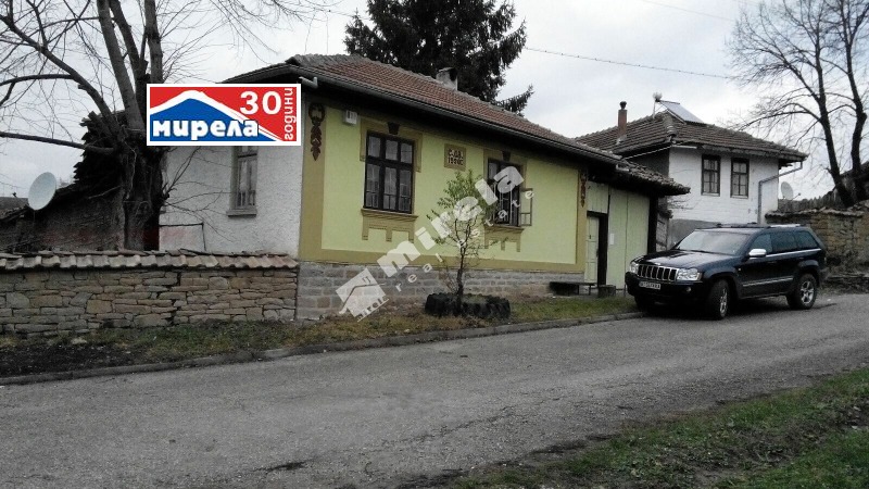 Продава  Къща, област Велико Търново, с. Велчево • 80 000 EUR • ID 19561927 — holmes.bg - [1] 