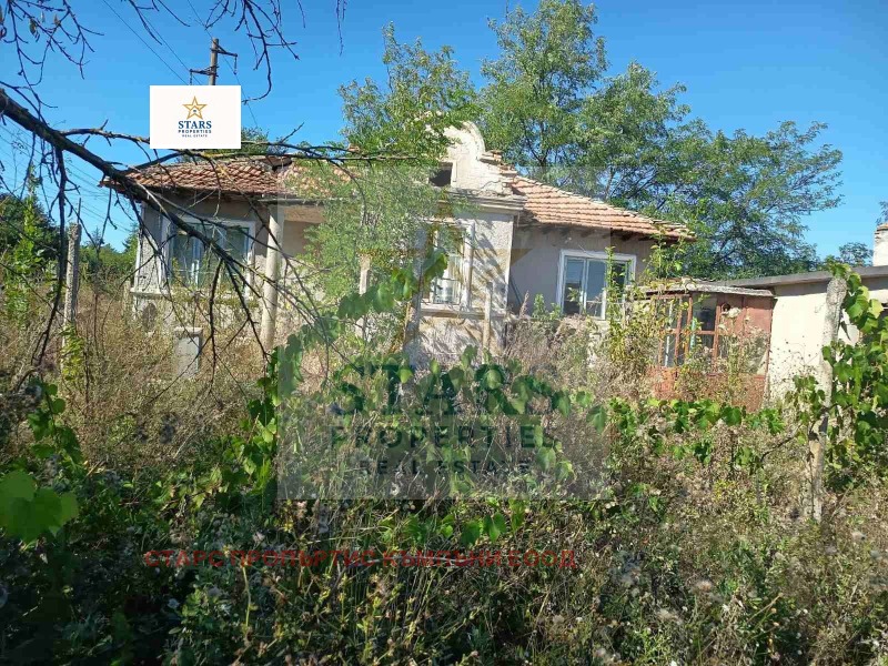 Продава КЪЩА, област Варна, гр. Вълчи дол • 14000 € • 36318151 1 — Holmes.bg Продава КЪЩА, област Варна, гр. Вълчи дол • 14000 € • 36318151 1