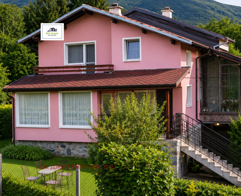 Продава КЪЩА, град София, Драгалевци • 595000 € / 1163718.85 лв. • 88641987 1 — Holmes.bg Продава КЪЩА, град София, Драгалевци • 595000 € / 1163718.85 лв. • 88641987 1