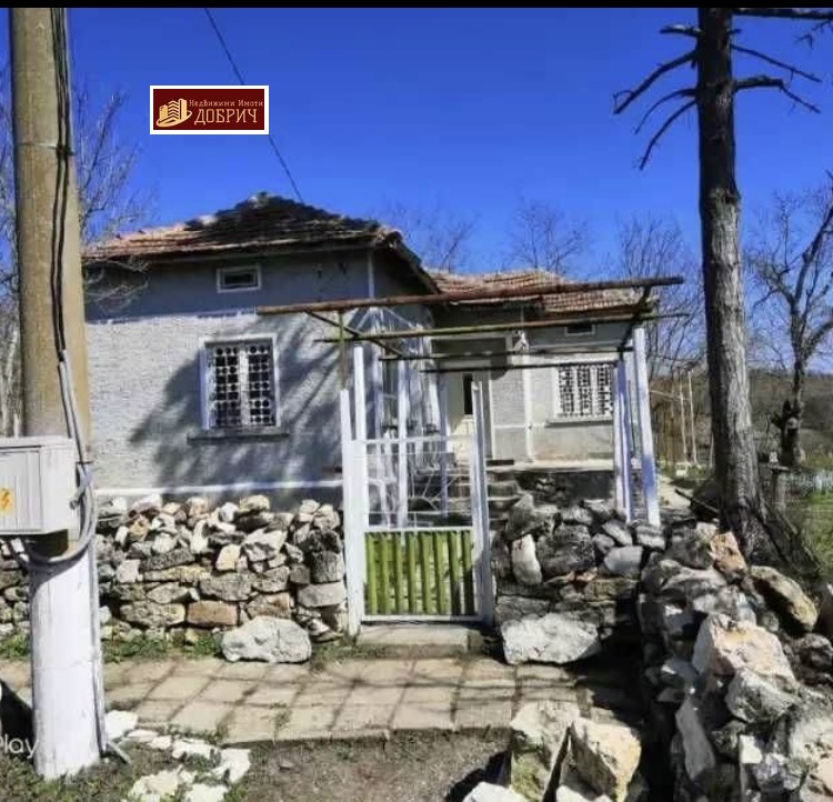 Продава КЪЩА, област Добрич, с. Поручик Кърджиево • 7000 € / 13690.81 лв. • 54794686 1 — Holmes.bg Продава КЪЩА, област Добрич, с. Поручик Кърджиево • 7000 € / 13690.81 лв. • 54794686 1