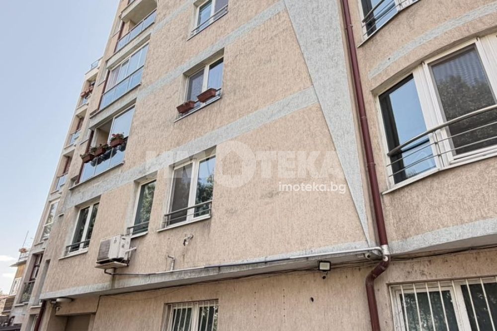 Продава 3-стаен град София , Център , 85 кв.м | 46022573 — Imoti.com Продава 3-стаен град София , Център , 85 кв.м | 46022573