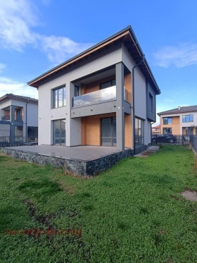 КЪЩА, 185 m2 - Holmes.bg КЪЩА, 185 m2