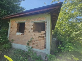 Обява Продава ВИЛА,с. Брош, област Кърджали