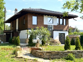 Продава Къща, с. Церова кория