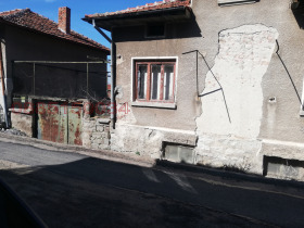 Обява Продава КЪЩА,с. Бистрица, област Кюстендил