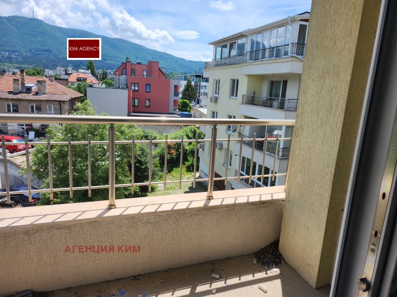 Продава 3-СТАЕН, град София, Горна баня • 230000 € / 449840.90 лв. • 79188242 1 — Holmes.bg Продава 3-СТАЕН, град София, Горна баня • 230000 € / 449840.90 лв. • 79188242 1
