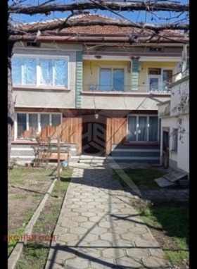 Снимка Продава ЕТАЖ ОТ КЪЩА