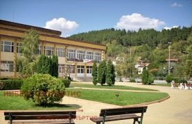 Продажба на хотели в област Кюстендил - изображение 1 