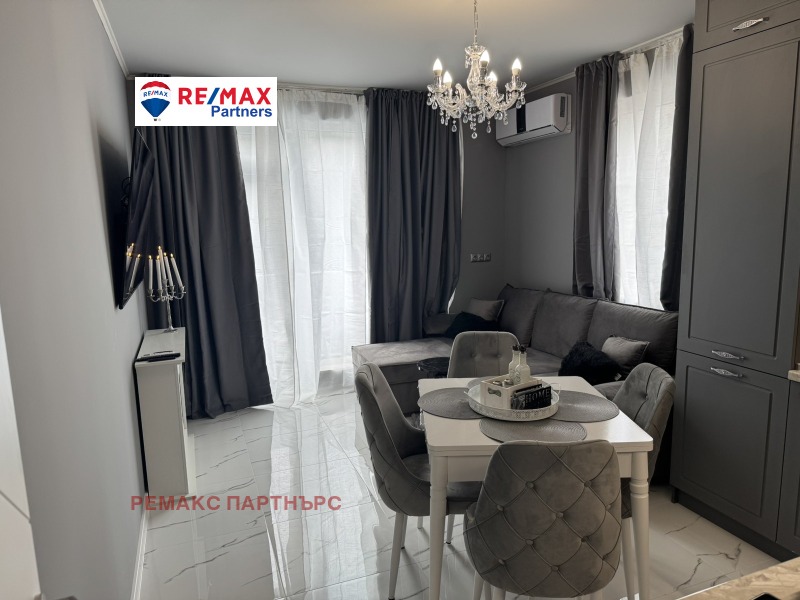 Продава 3-СТАЕН, град Варна, Базар Левски • 245000 € / 479178.35 лв. • 91282490 1 — Holmes.bg Продава 3-СТАЕН, град Варна, Базар Левски • 245000 € / 479178.35 лв. • 91282490 1