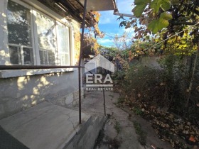 Обява Продава КЪЩА,град Русе, Сарая>