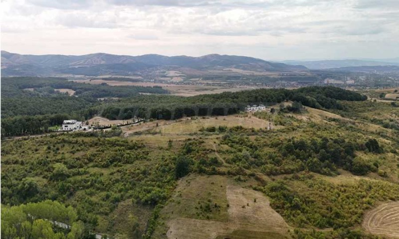 Продава ПАРЦЕЛ, област Перник, с. Рударци • 950000 € • 34030199 1 — Holmes.bg Продава ПАРЦЕЛ, област Перник, с. Рударци • 950000 € • 34030199 1