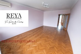 Обява Продава 3-СТАЕН,град София, Център