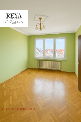 Обява Продава 3-СТАЕН,град София, Център>