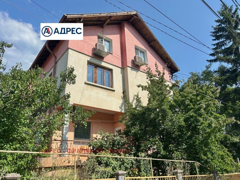 Продава КЪЩА, град Враца, Център • 545000 € / 1065927.35 лв. • 59203028 1 — Holmes.bg Продава КЪЩА, град Враца, Център • 545000 € / 1065927.35 лв. • 59203028 1