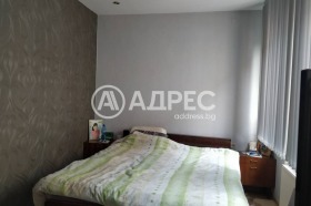 Обява Продава ЕТАЖ ОТ КЪЩА,град Пловдив, Христо Смирненски