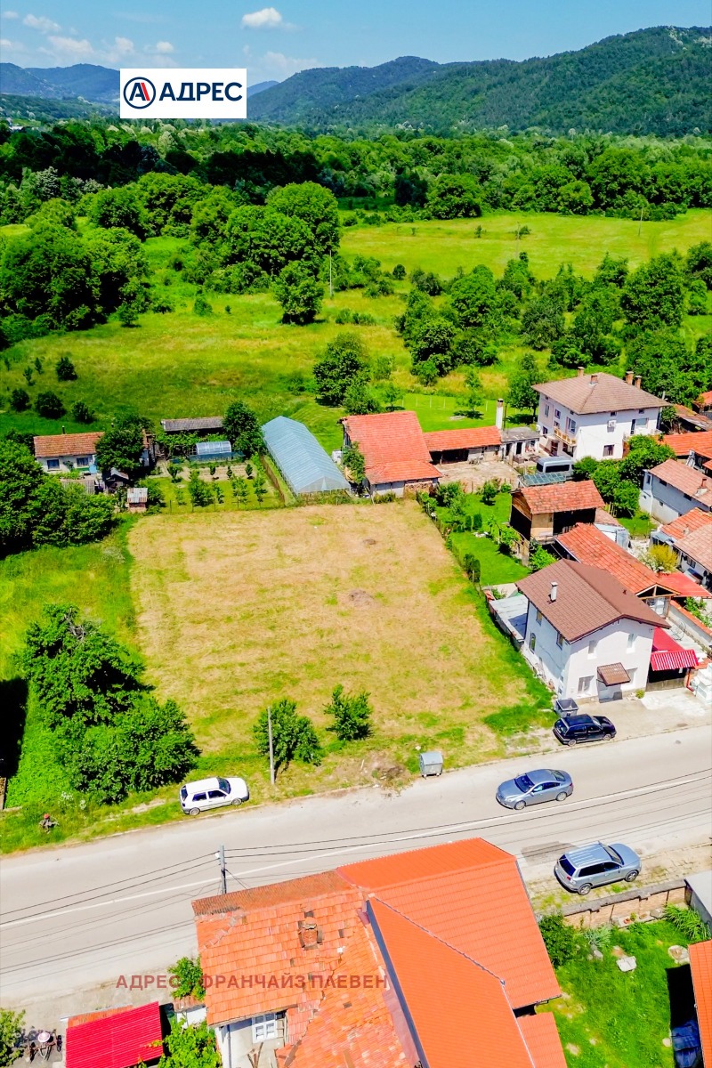 Продава ПАРЦЕЛ, област Ловеч, с. Орешак • 52000 € / 101703.16 лв. • 86480312 1 — Holmes.bg Продава ПАРЦЕЛ, област Ловеч, с. Орешак • 52000 € / 101703.16 лв. • 86480312 1