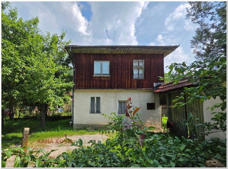 Продава КЪЩА, област Ловеч, гр. Троян • 75000 € / 146687.25 лв. • 35231971 1 — Holmes.bg Продава КЪЩА, област Ловеч, гр. Троян • 75000 € / 146687.25 лв. • 35231971 1