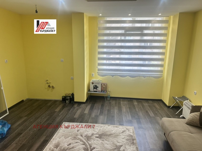 Продава 1-СТАЕН, град Кърджали, Център • 75000 € • 19640708 1 — Holmes.bg Продава 1-СТАЕН, град Кърджали, Център • 75000 € • 19640708 1