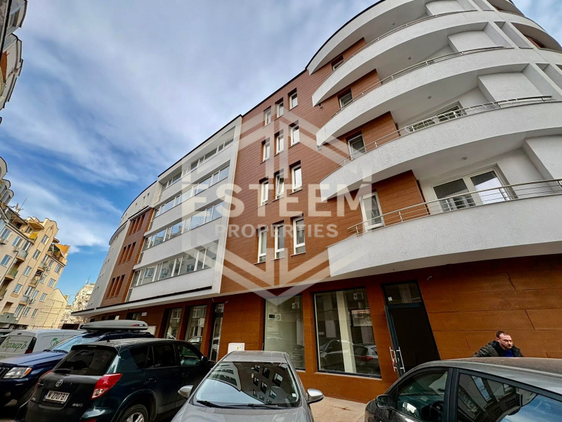 Продава МАГАЗИН, град Русе, Широк център • 214100 € • 50810917 1 — Holmes.bg Продава МАГАЗИН, град Русе, Широк център • 214100 € • 50810917 1