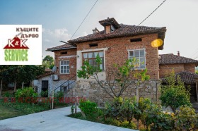 Продава Къща, с. Каравелово
