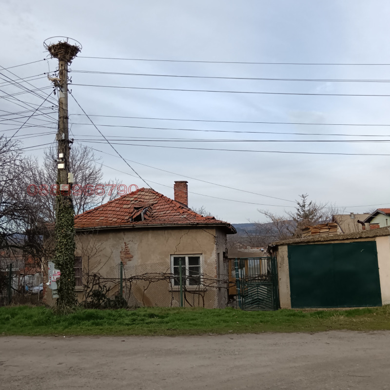 Продава КЪЩА, област София, гр. Костинброд • 180000 € / 352049.40 лв. • 30587890 1 — Holmes.bg Продава КЪЩА, област София, гр. Костинброд • 180000 € / 352049.40 лв. • 30587890 1