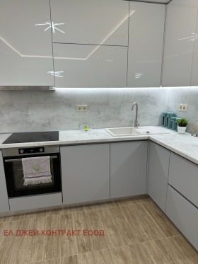 3-СТАЕН, 72 m2 - Holmes.bg 3-СТАЕН, 72 m2