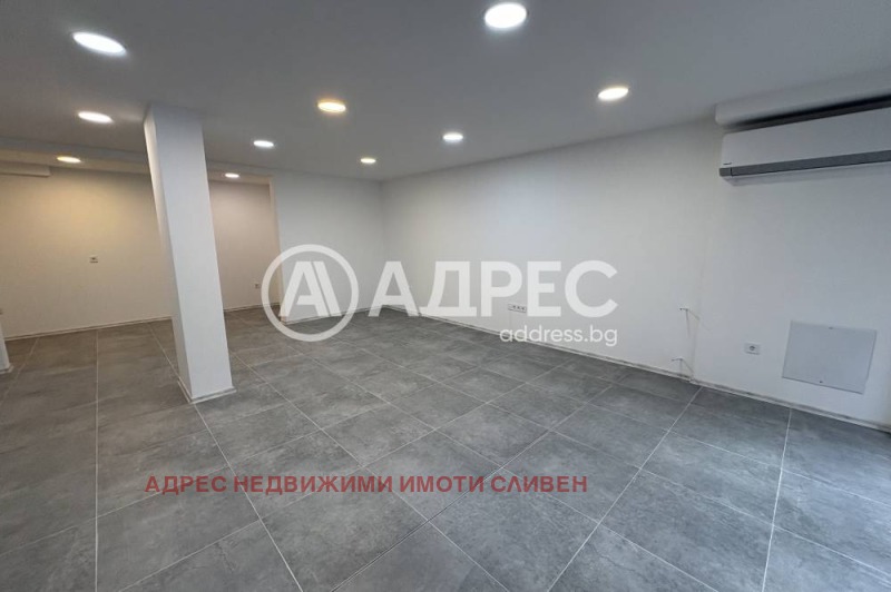 Продава ОФИС, град Сливен, Център • 78000 € / 152554.74 лв. • 30117942 1 — Holmes.bg Продава ОФИС, град Сливен, Център • 78000 € / 152554.74 лв. • 30117942 1