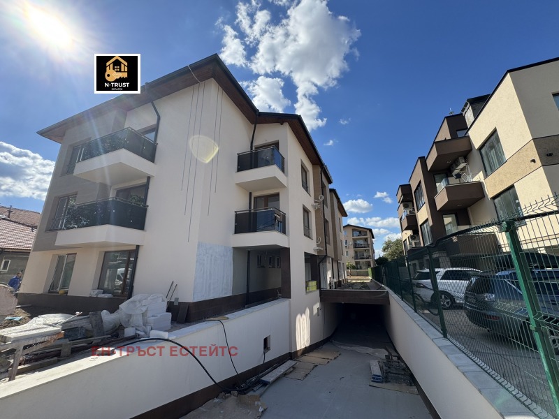 Продава 3-СТАЕН, град София, Горубляне • 334479 € • 40153603 1 — Holmes.bg Продава 3-СТАЕН, град София, Горубляне • 334479 € • 40153603 1