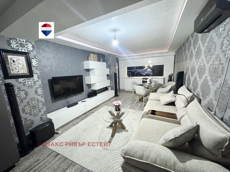 Продава 4-СТАЕН, град Русе, Център • 166000 € • 68379918 1 — Holmes.bg Продава 4-СТАЕН, град Русе, Център • 166000 € • 68379918 1