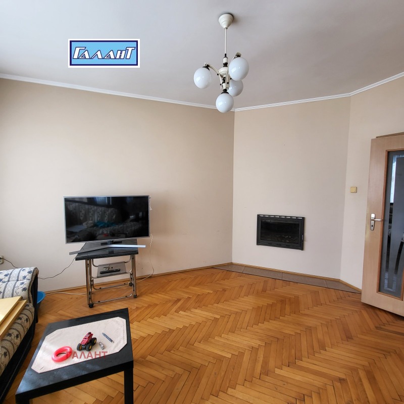 Продава 3-СТАЕН, град Варна, Победа • 165000 € • 95494034 1 — Holmes.bg Продава 3-СТАЕН, град Варна, Победа • 165000 € • 95494034 1