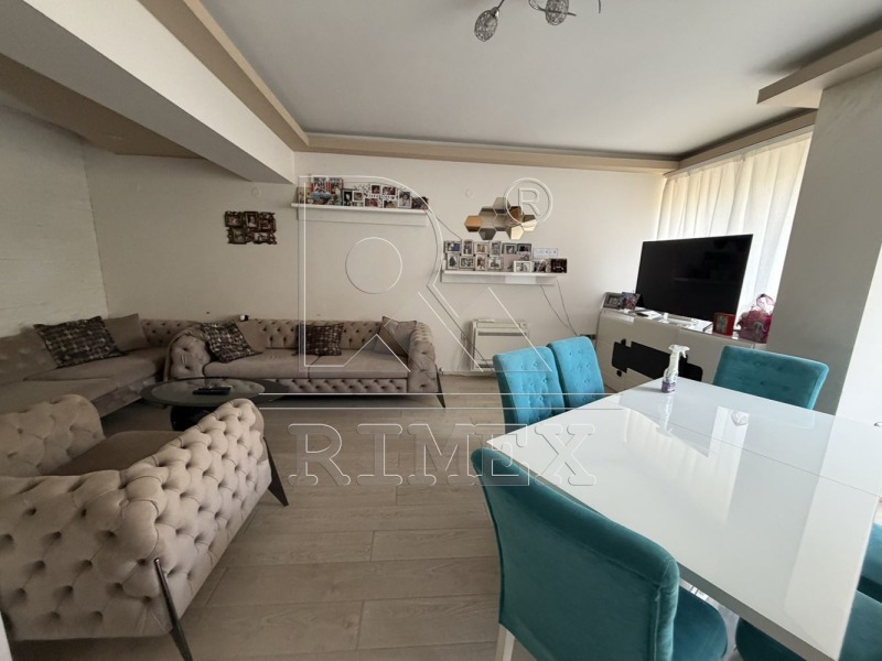 Продава 4-СТАЕН, град Пловдив, Христо Смирненски • 450000 € / 880123.50 лв. • 79236449 1 — Holmes.bg Продава 4-СТАЕН, град Пловдив, Христо Смирненски • 450000 € / 880123.50 лв. • 79236449 1