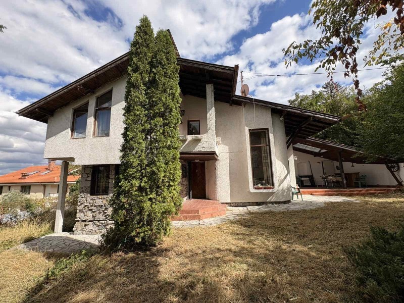 Продава КЪЩА, град София, Симеоново • 550000 € • 38137576 1 — Holmes.bg Продава КЪЩА, град София, Симеоново • 550000 € • 38137576 1