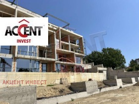 Обява Продава 4-СТАЕН,град Варна, Бриз