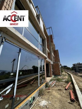 Обява Продава 4-СТАЕН,град Варна, Бриз>