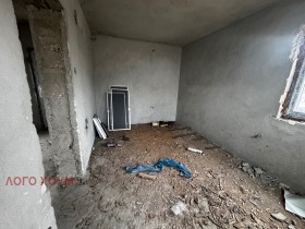 Обява Продава КЪЩА,с. Оброчище, област Добрич