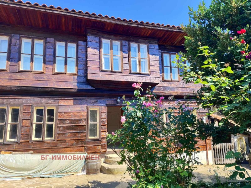 Продава КЪЩА, област Сливен, гр. Котел • 85000 € • 87028994 1 — Holmes.bg Продава КЪЩА, област Сливен, гр. Котел • 85000 € • 87028994 1
