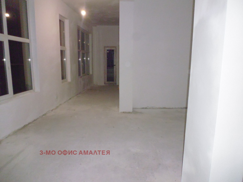 Продава МАГАЗИН, град София, Люлин - център • 155000 € / 303153.65 лв. • 56273519 1 — Holmes.bg Продава МАГАЗИН, град София, Люлин - център • 155000 € / 303153.65 лв. • 56273519 1