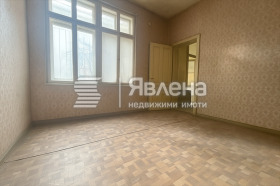 Продава Етаж от къща, град Пловдив