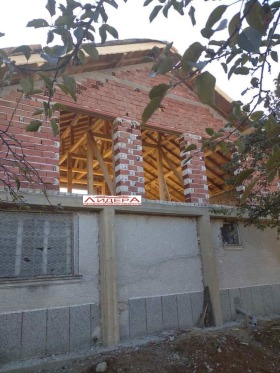 Продава къща област Пловдив с. Чешнегирово - [1] 