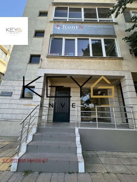 Продажба на тристайни апартаменти в град София - изображение 13 