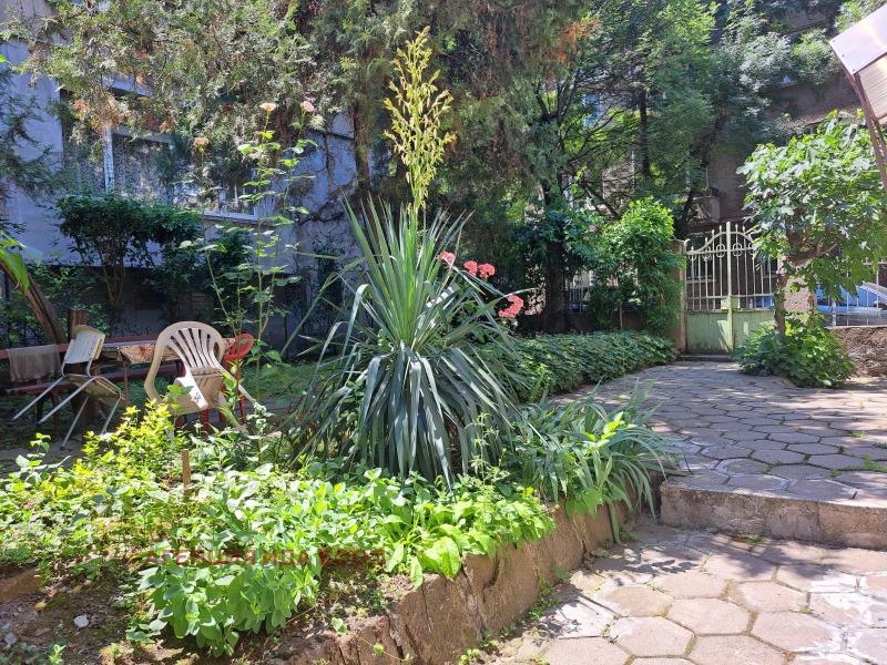 Продава 4-СТАЕН, град София, Център • 530000 € / 1036589.90 лв. • 63475358 1 — Holmes.bg Продава 4-СТАЕН, град София, Център • 530000 € / 1036589.90 лв. • 63475358 1