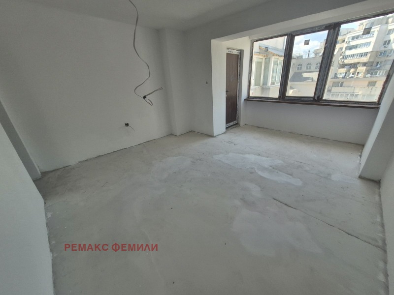 Продава 2-СТАЕН, град Варна, Лятно кино Тракия • 155000 € / 303153.65 лв. • 99976593 1 — Holmes.bg Продава 2-СТАЕН, град Варна, Лятно кино Тракия • 155000 € / 303153.65 лв. • 99976593 1