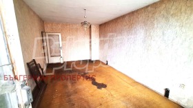 Обява Продава 3-СТАЕН,град Пазарджик, Център