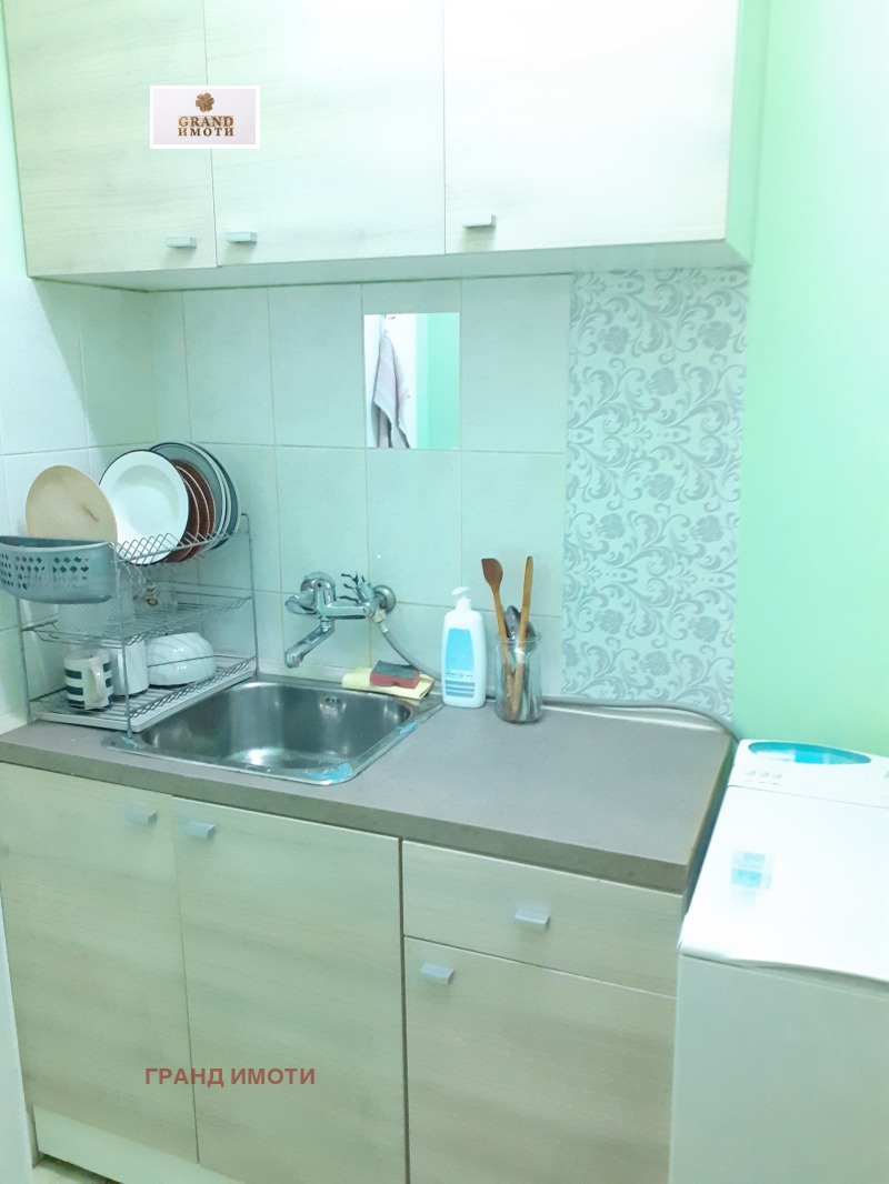 Продава АТЕЛИЕ, ТАВАН, град Русе, Ялта • 44000 € • 17117042 1 — Holmes.bg Продава АТЕЛИЕ, ТАВАН, град Русе, Ялта • 44000 € • 17117042 1