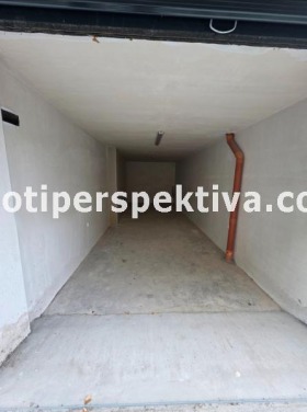 ГАРАЖ, ПАРКОМЯСТО, 33 m2 - Holmes.bg ГАРАЖ, ПАРКОМЯСТО, 33 m2