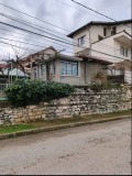 Продава КЪЩА, град Плевен, 9-ти квартал • 76000 € • 69642254 14 — Holmes.bg Продава КЪЩА, град Плевен, 9-ти квартал • 76000 € • 69642254 14